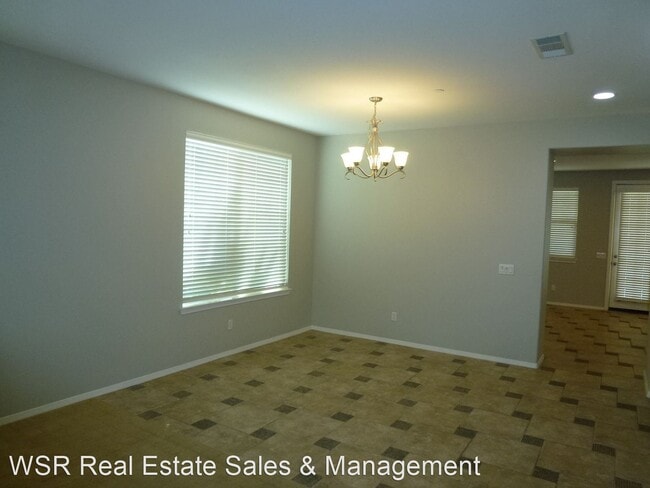 Building Photo - 4 br, 2.5 bath House - 5045 Monachello Ln