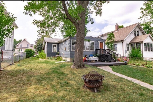 Building Photo - 3522 Emerson Ave N