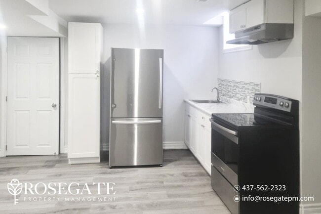 Building Photo - Bright 2-Bedroom Basement Apartment in Aja...
