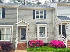 Building Photo - 5438 Sharpe Dr