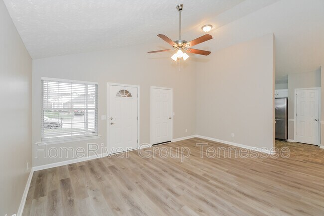 Building Photo - 514 Freedom Ct