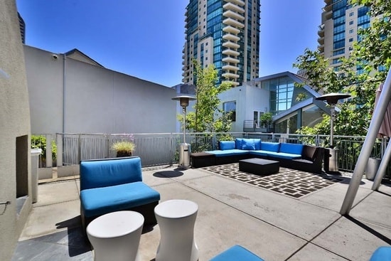 Building Photo - 101 Market St