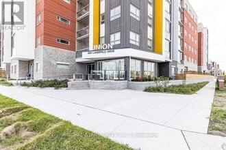 Building Photo - 200 Lagerfeld Dr