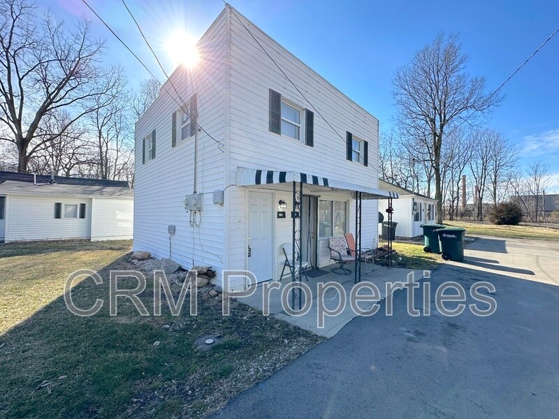 2207 E 9th St, Muncie, IN 47302 Condo for Rent in Muncie, IN