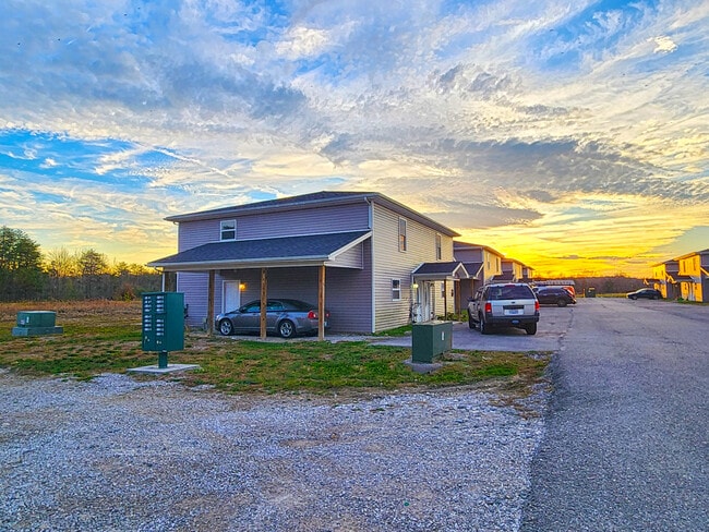 Building Photo - Laurel Flats LLC.