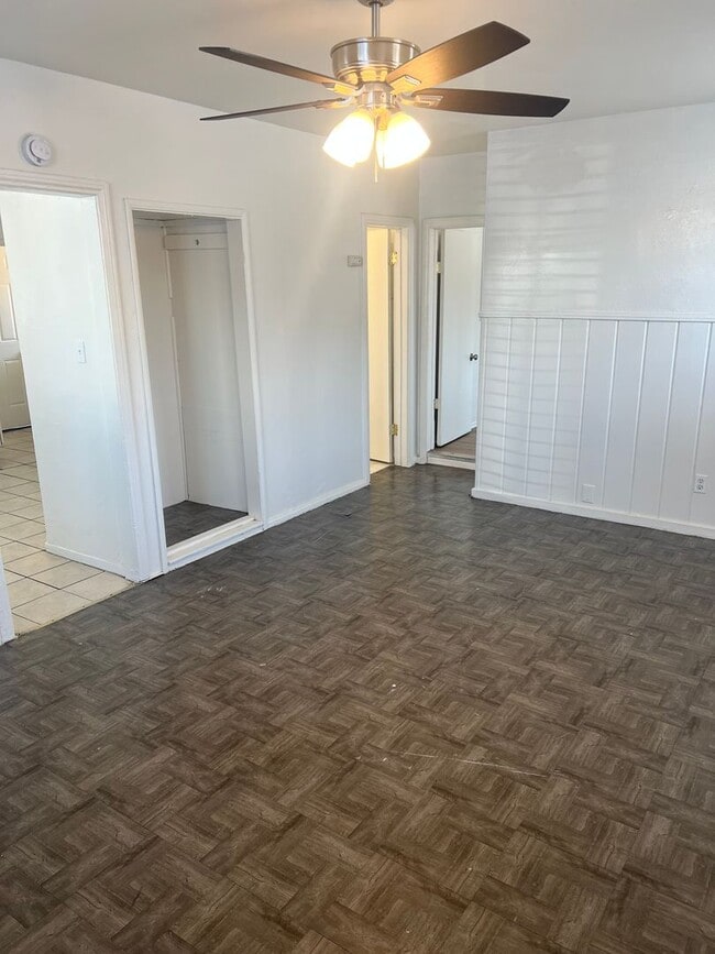 Building Photo - Concert Duplex