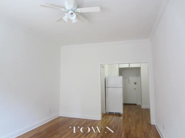 Building Photo - 227 E 83rd St