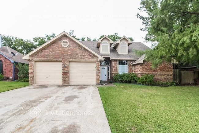 Building Photo - 12418 Summer Hill Dr
