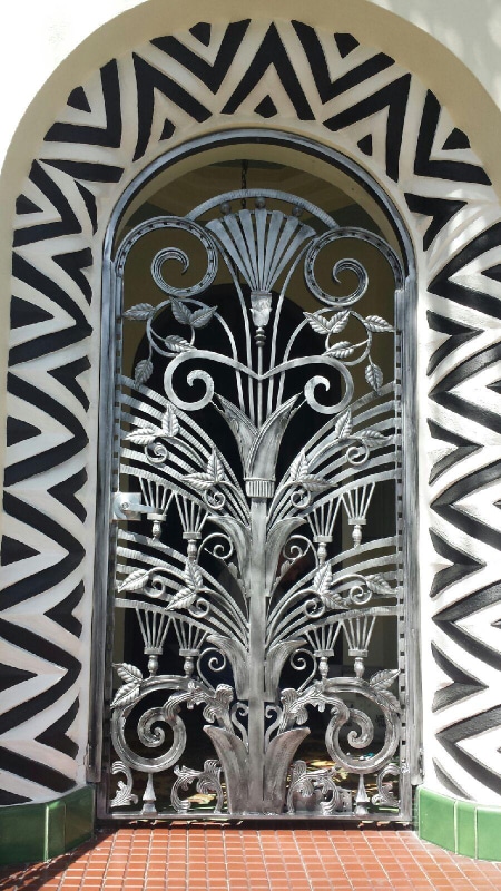 Foto del edificio - 325 Cochran Ave