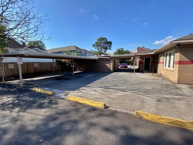 Foto del edificio - 1635 Richmond Ave