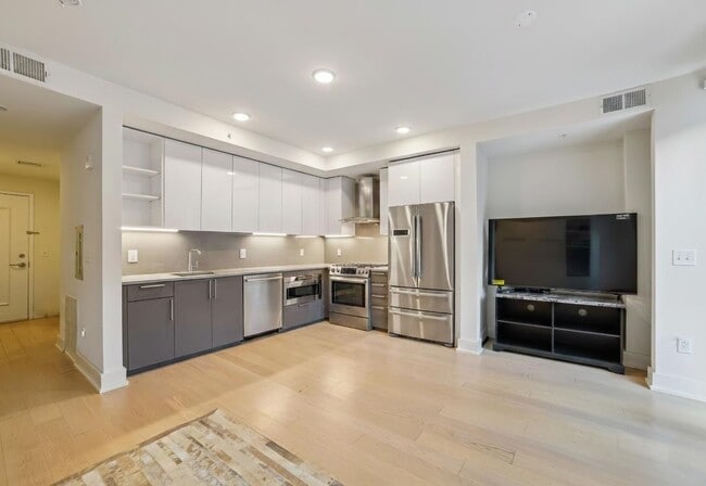 Building Photo - 201 Marin Blvd