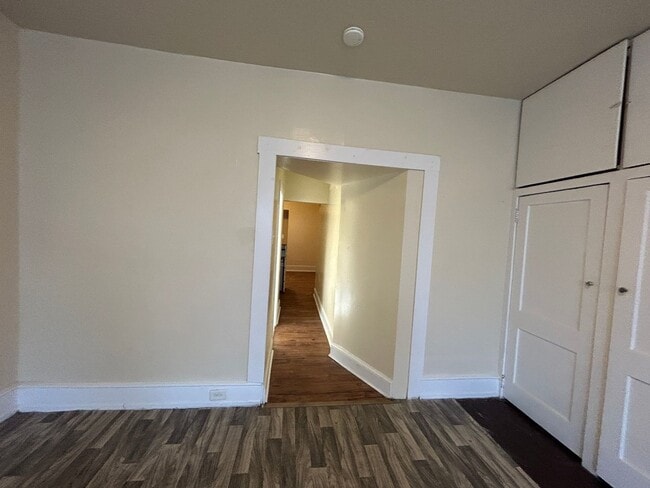 Photo - 1330 W Hunting Park Ave Apartment