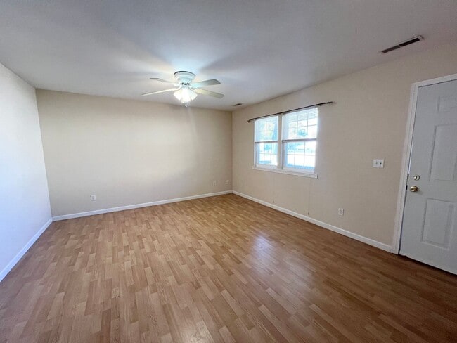 Building Photo - Argo Apartments