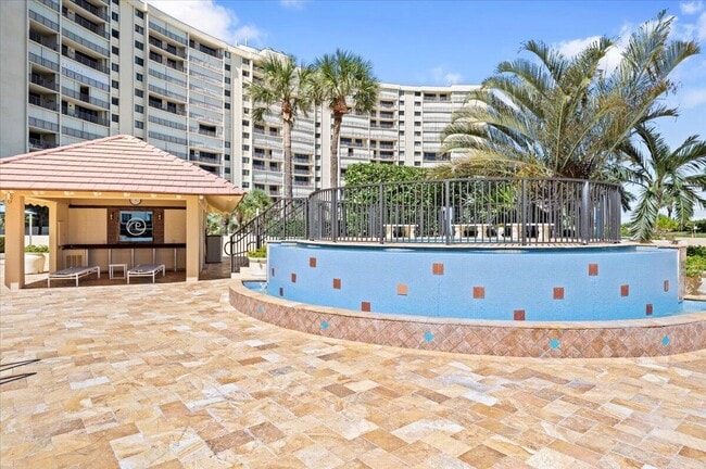 Building Photo - 200 Ocean Trail Way