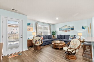 Building Photo - 332 Bayou Loop