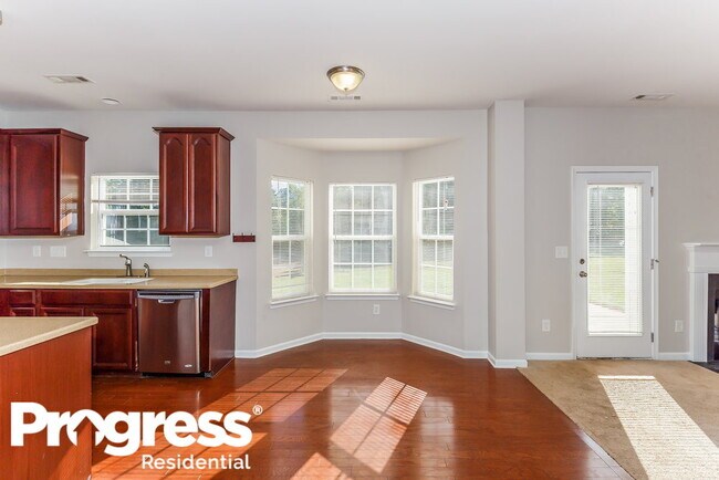 Building Photo - 5701 Parkstone Drive