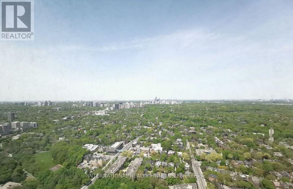 Primary Photo - 395-5395 Bloor St E