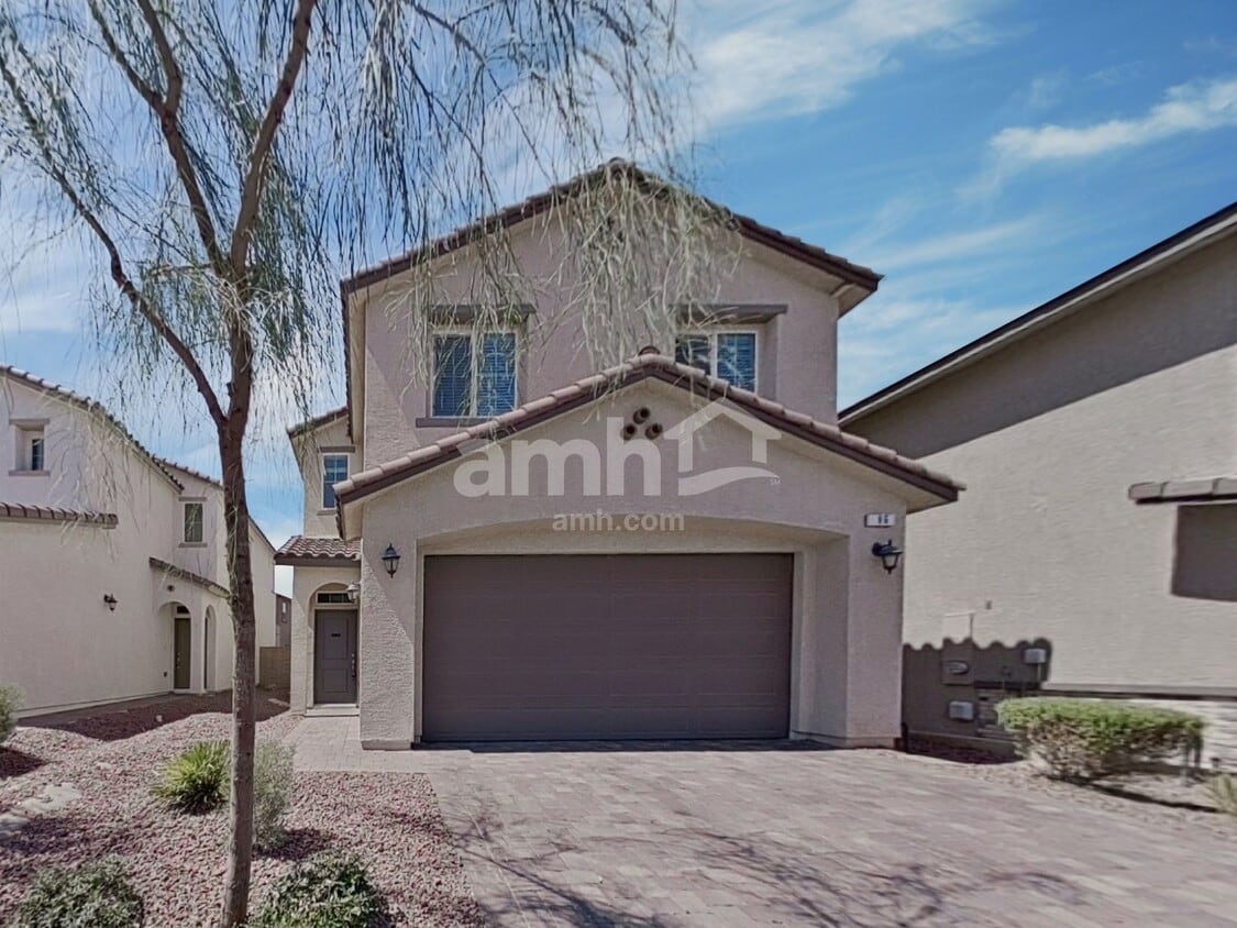 Primary Photo - 96 Cabaletta Ln