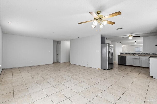 Foto del edificio - 2246 Llano Grande Ln
