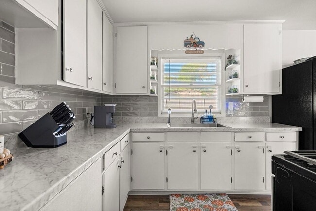 Building Photo - Move-In Ready 3BR Brick Ranch — Roof, HVAC, Furnace & Water Heater All Updated 2021-2024