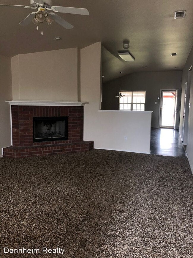 Building Photo - 3 br, 2 bath House - 1717 100th St.