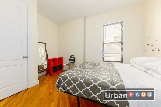 Foto del edificio - 1174 Eastern Pkwy