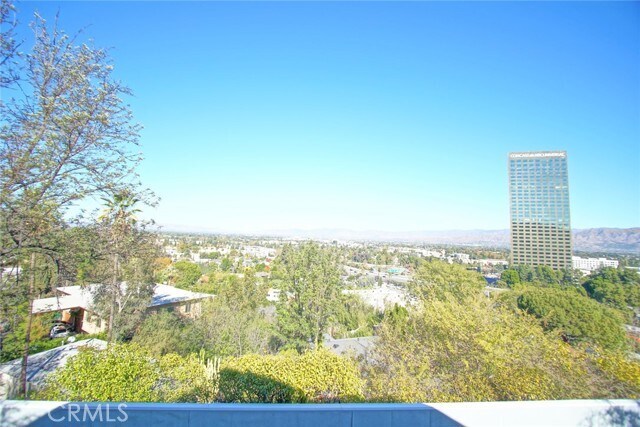 Building Photo - 3915 Fredonia Dr