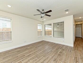 Foto del edificio - 432 Parkline Dr