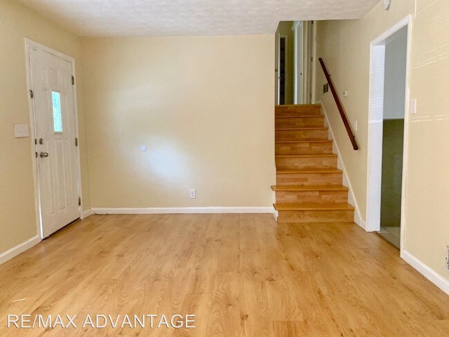 Foto del edificio - 4 br, 3 bath House - 7030 Silver Maple Dr.
