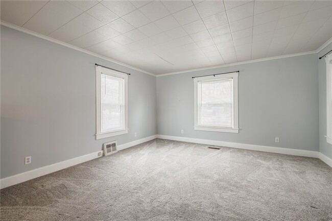 Building Photo - 201 W Gibson St