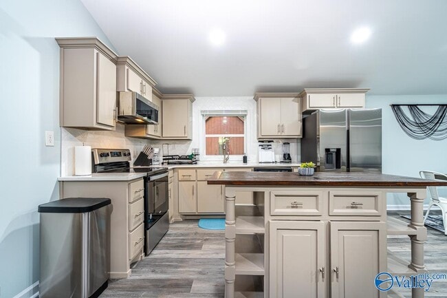 Foto del edificio - 7707 Bailey Cove Rd SE