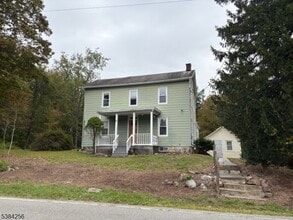 Building Photo - 78 Mountain Lake Rd