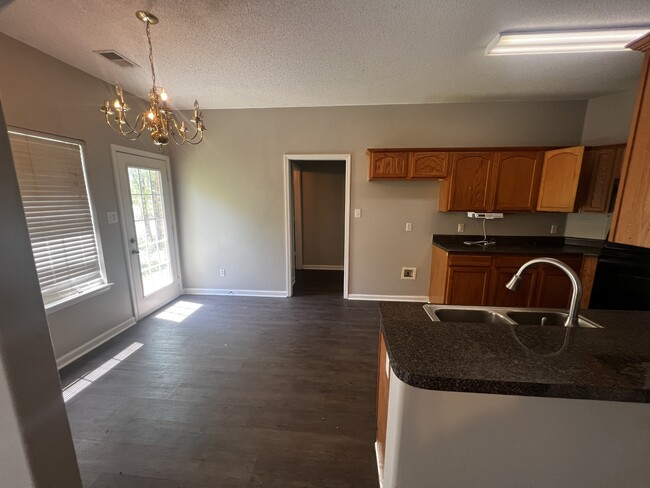 Building Photo - 1017 Cordova Ridge Pl