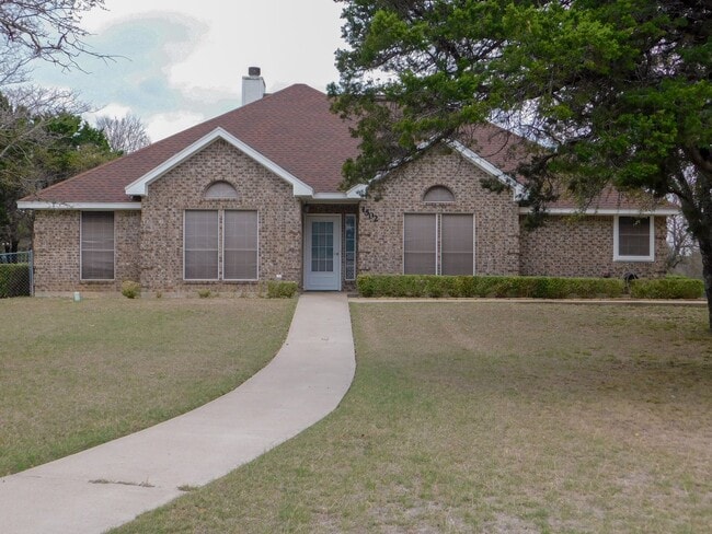 Building Photo - Available NOW!!!! Gorgeous 3 bedroom, 2 ba...