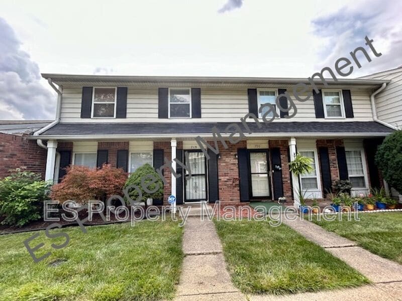 Foto principal - 718 Southfield Ct