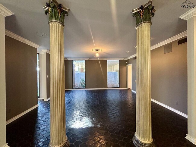 Foto del edificio - 7 Newcomb Terrace