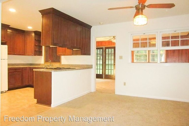 Building Photo - 3 br, 2 bath House - 7128 Airlie Road