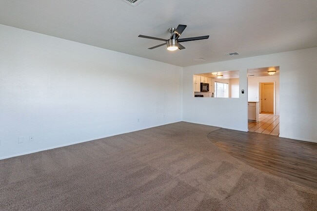 Building Photo - 4501 W Cinnabar Ave