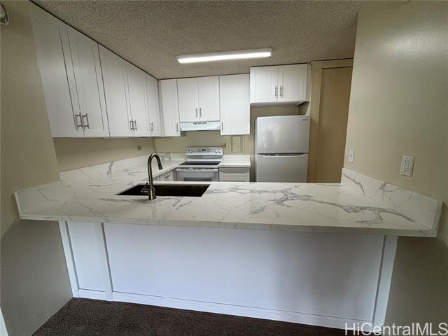 Building Photo - 1717 Mott Smith Dr