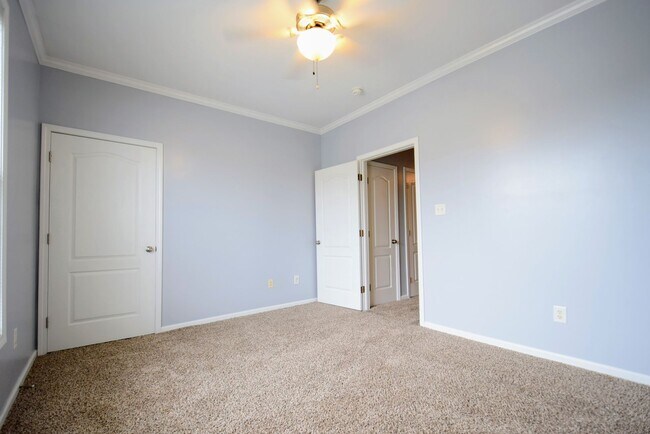 Building Photo - 1321-229 Kershaw Loop