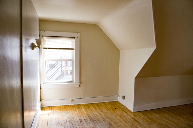 Foto del edificio - 1107 4th St SE