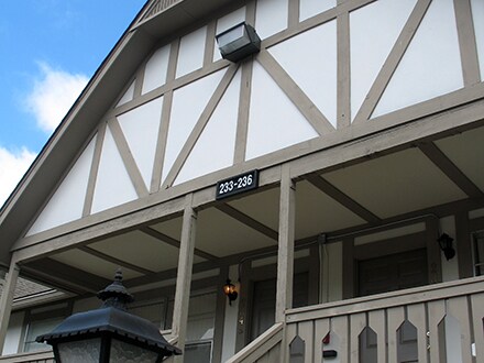 Building Photo - 6400 Lonas Dr