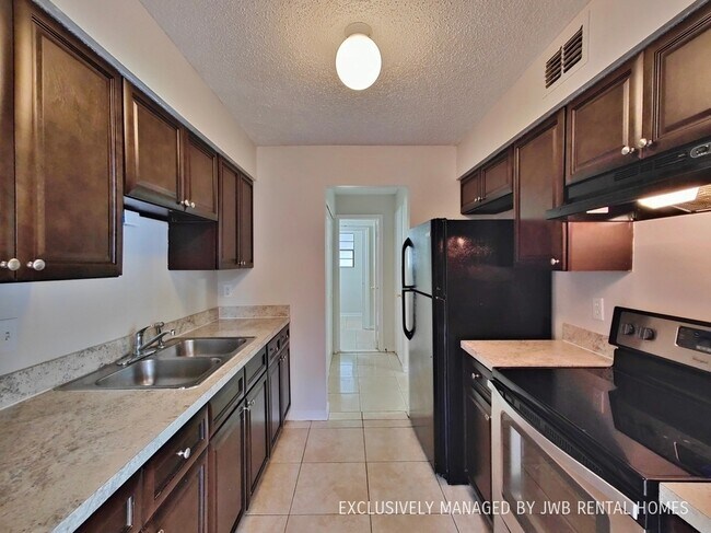 Foto del edificio - 478 Bentwood Ln