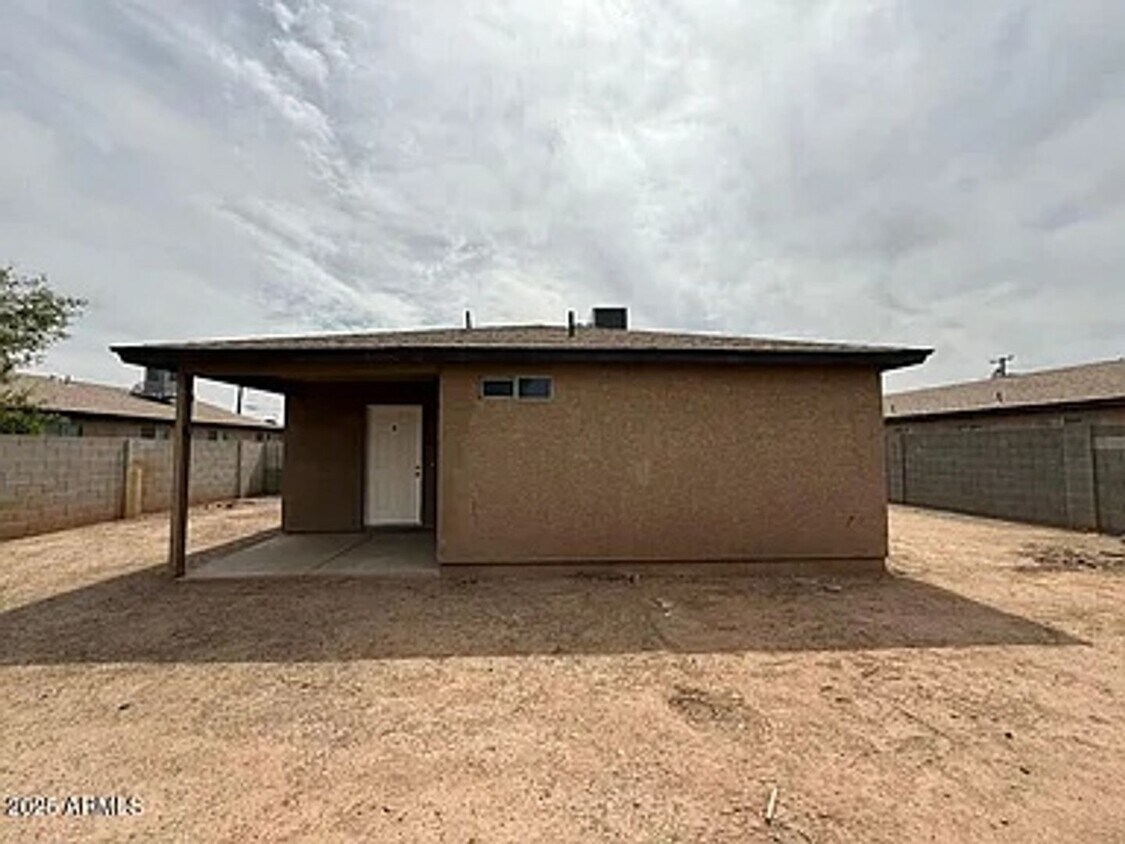 Foto principal - 3316 W Jackson St