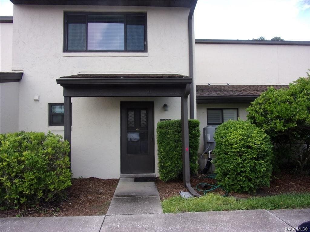 Primary Photo - 1637 SE Paradise Cir