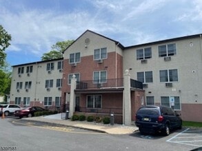 Building Photo - 170 N Oraton Pkwy