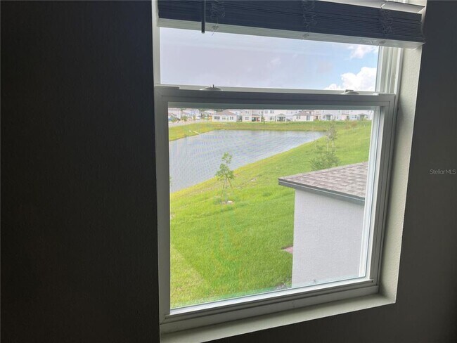 Foto del edificio - 990 Rivers Crossing St
