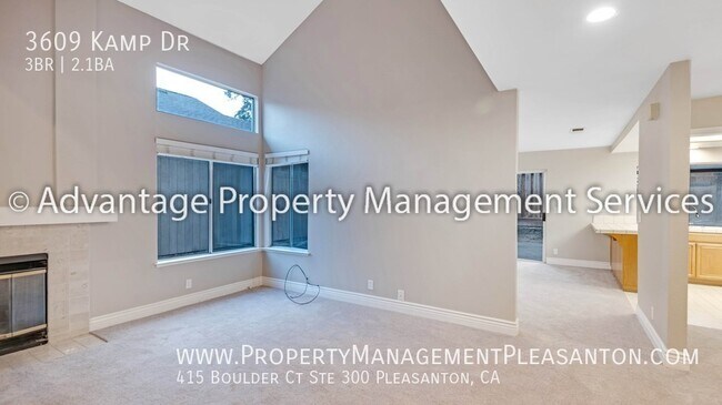 Building Photo - 3609 Kamp Dr