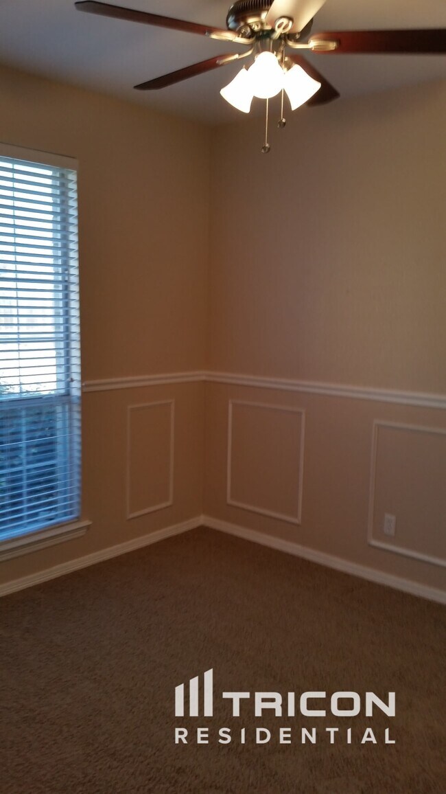 Foto del edificio - 7464 Arbor Hill Dr