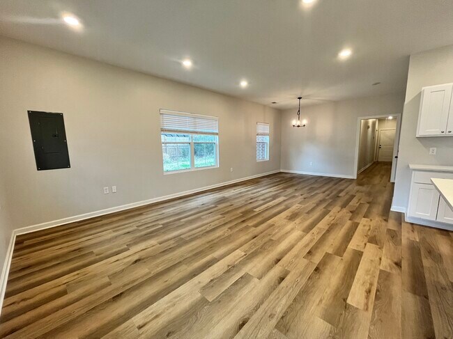 Building Photo - 216 Morningside Dr